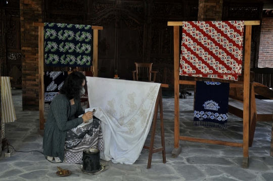 Batik Tulis Borobudur: Warisan Budaya yang Hidup di Tengah Destinasi Wisata Dunia